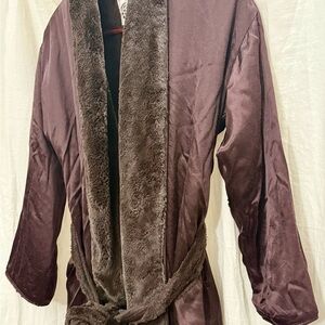 EUC Little Giraffe At Home Espresso Faux Fur Trim Luxury Pockets /Belt Satin USA